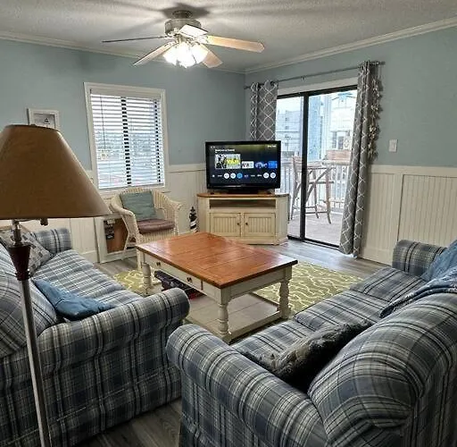 Beautiful 2br/2ba With 2 Private Balconies! Apartment *