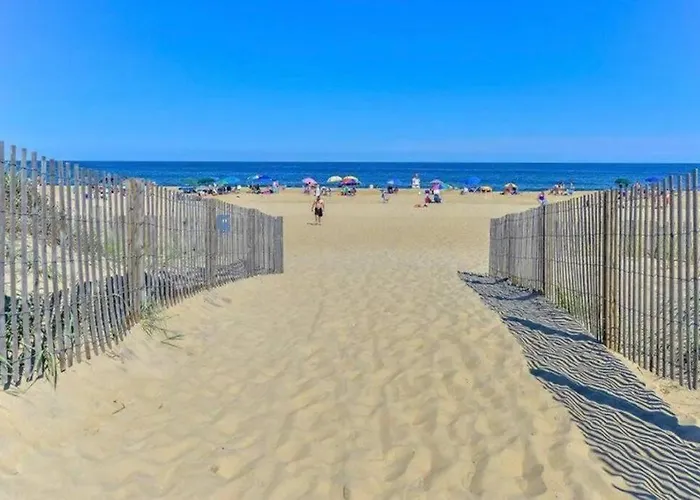 Beautiful 2br/2ba With 2 Private Balconies! * Ocean Stadt