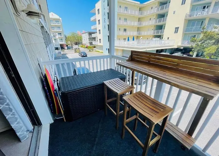 Beautiful 2br/2ba With 2 Private Balconies! Apartment Ocean Stadt